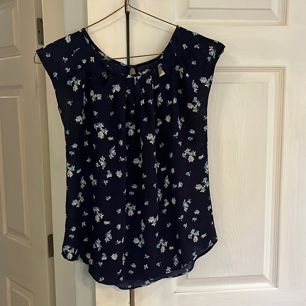 LC sleeveless cute blouse womens size XS